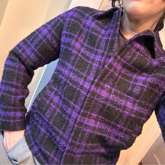 Tan Jay Petites Bouclé Plaid Zip-Front Jacket | Purple & Black | Size 8P - Picture 6 of 6